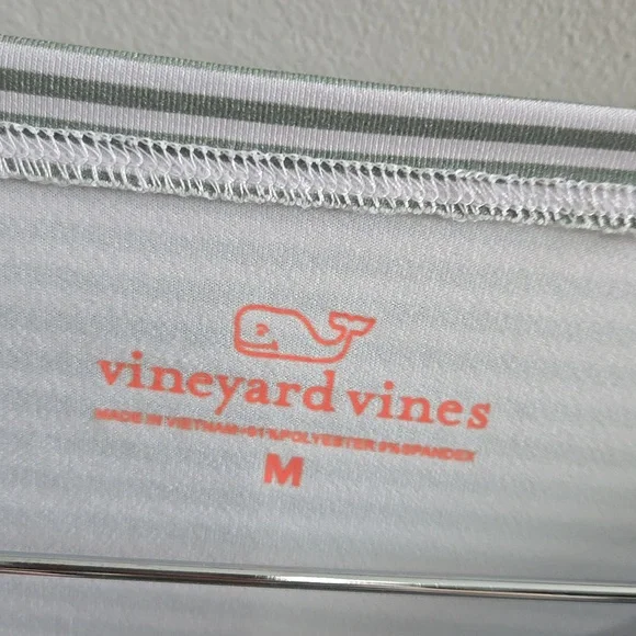 Green and White Striped Vineyard Vines Slub Shirt Size Medium - Picture 4 of 9